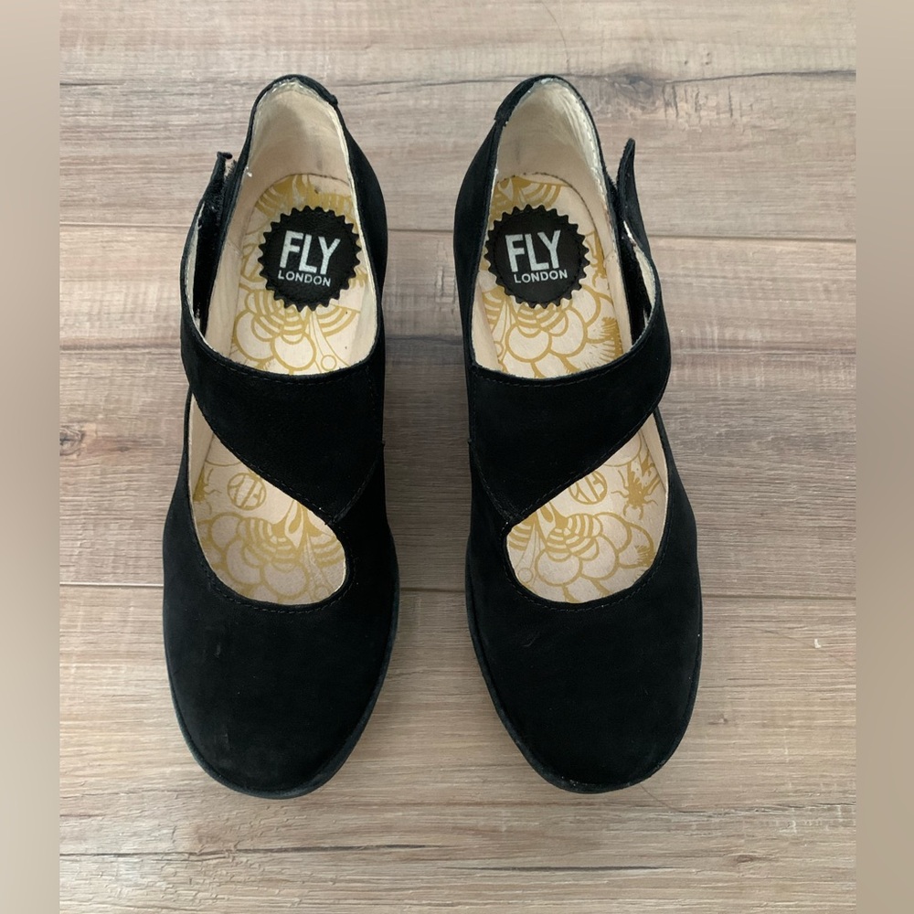 FLY London Black Suede Leather Mary Jane Cross-Strap Size EU 37 / US 6.5/7